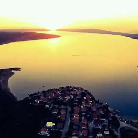 Denona Апартаменты *